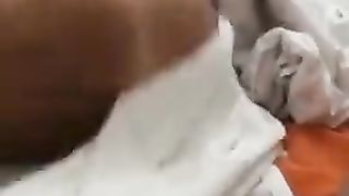 Bella puttana napoletana si diverte in compagnia