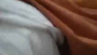 Bella puttana napoletana si diverte in compagnia