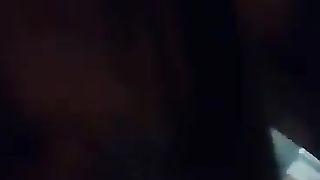 La mia ragazza mentre spompina un suo amico