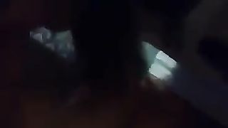 La mia ragazza mentre spompina un suo amico