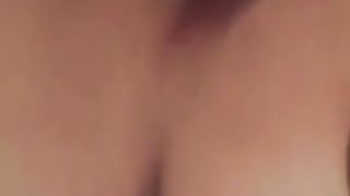 Le tette di mia moglie mentre la scopo