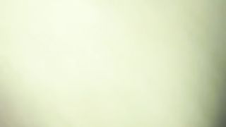 Mia moglie va su e giù sul mio uccello