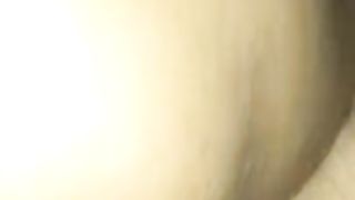 Mia moglie va su e giù sul mio uccello