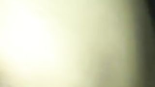 Mia moglie va su e giù sul mio uccello