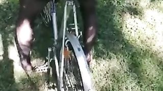 Teen che si allarga il culo