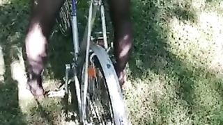 Teen che si allarga il culo