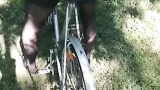 Teen che si allarga il culo