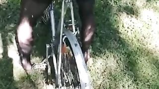 Teen che si allarga il culo