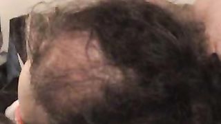 La maiala gode con la birra nel culo !