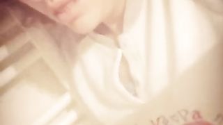 Stefania da Milano si sditalina di primo mattino