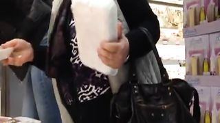 MILF gnocca all'Esselunga