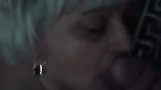 Anteprima del video: Alla nonna piace il cazzo del nipotino