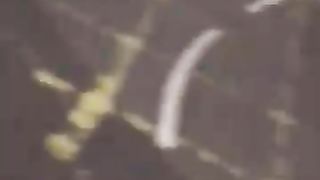 Cicciona fa pompino in strada di notte