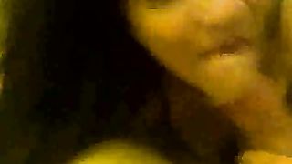 Un'amica mi pompa e beve tutto