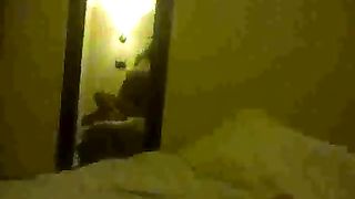 Un'amica mi pompa e beve tutto