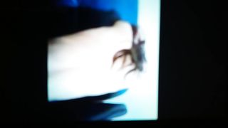 Se lo fa mettere dentro culo e fica