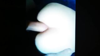 Anteprima del video: Se lo fa mettere dentro culo e fica