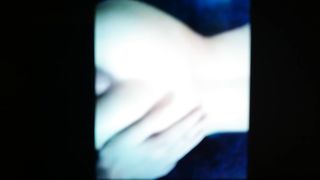 Se lo fa mettere dentro culo e fica