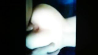 Se lo fa mettere dentro culo e fica