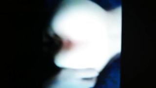 Se lo fa mettere dentro culo e fica