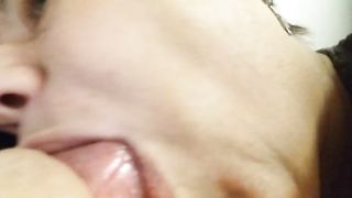 Mia moglie col capocchione in bocca