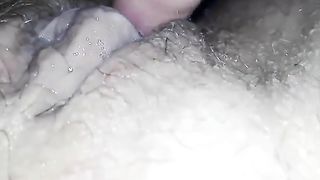 Tutta bagnata per voi porcelli