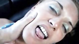 Dai continua così che LO SO CHE TI PIACE !!!