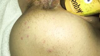 La mia porcona e la bottiglia