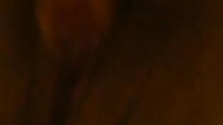 La mia compagna si tocca davanti a me