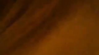 La mia compagna si tocca davanti a me