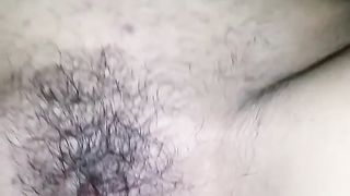 Cazzo nel culo e dito nella figa