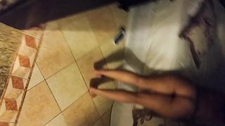 Sonia pronta a prenderlo nel culo...come vi sembra ?