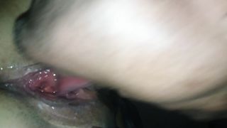 Una bella leccata di figa prima di sfondarla