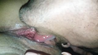 Anteprima del video: Una bella leccata di figa prima di sfondarla