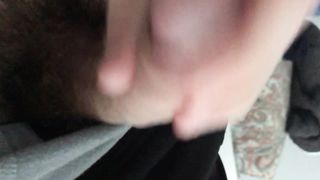 Col bastone alzato di prima mattina