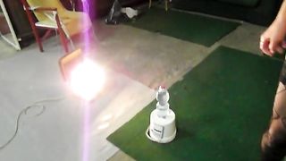 Un master mi obbliga a mettere una bottiglia nel culo