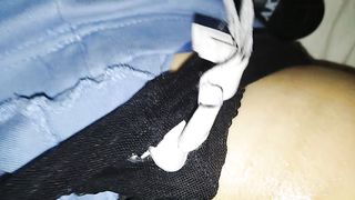 Mia moglie vuole far vedere la sua figa pelosa