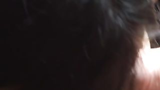 Pompino con sborrata sulle sue tettone