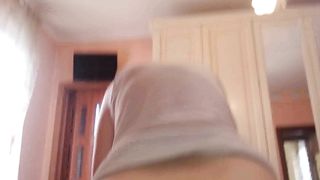 Si bagna tutta mentre la scopo per bene !!!