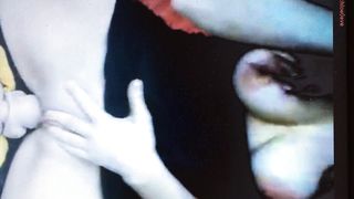 Cam girl tettona monta un dildo