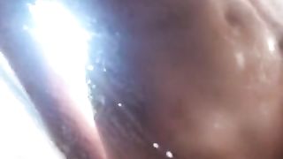 Alessia la mia compagna fa la doccia