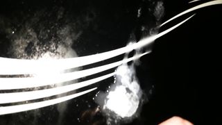 Chi vuole un po di sborra?