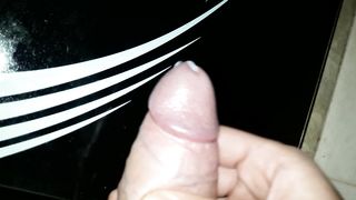 Chi vuole un po di sborra?