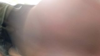 Cavalla scopata di lato