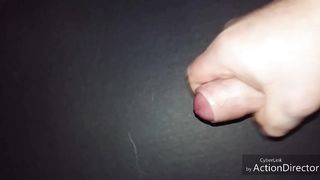 Sborro pensando di leccare una fica bagnata