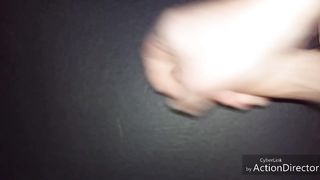 Sborro pensando di leccare una fica bagnata