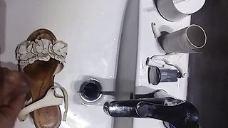 Mi sego con le ciabatte di Cristina