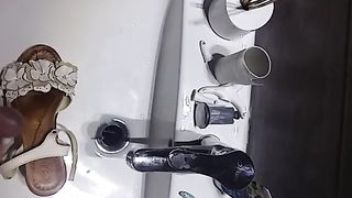 Mi sego con le ciabatte di Cristina