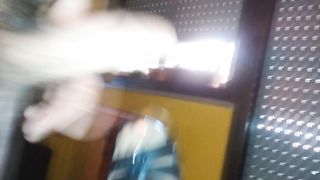 Eva TROIA ROMANA sborrata sui piedi