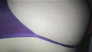 Eva inculata da un bel cazzo con sborrata su piedi e calze